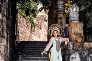 Bộ ảnh Ngọc Phương Đông đầy ấn tượng của Hoa hậu Người Việt Liên Lục Địa 2018 – Trần Ngọc Châu