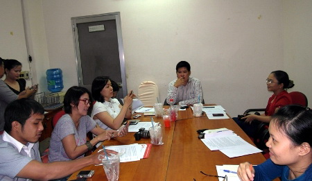 Phước Sang tổ chức họp báo về vụ bị tố quỵt nợ