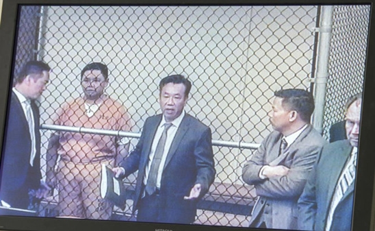 Minh Béo xuất hiện trong phiên luận tội đêm 15-4 (giờ VN). Ảnh Ngọc Lan chụp qua màn hình.