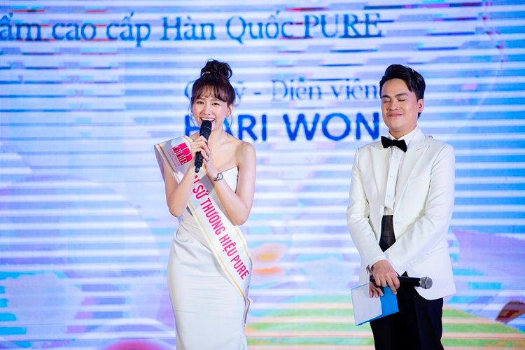 Ngoc Trinh Hari Won 1