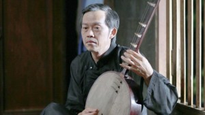 Ông Tư Lành - Hoài Linh trong phim 'Dạ cổ hoài lang' - Ảnh: ĐPCC
