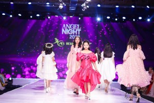 Gia Minh Media vừa tổ chức Angel Night Fashion Show 2022 vào tối 4/5 vừa qua tại TP.HCM. Băng Băng là 1 trong những thiên thần nhí đến từ...
