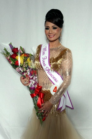 Á hậu 1 - Hoa hậu Phu nhân Việt Nam toàn cầu 2012 Trương Thị Tuyết Nga
