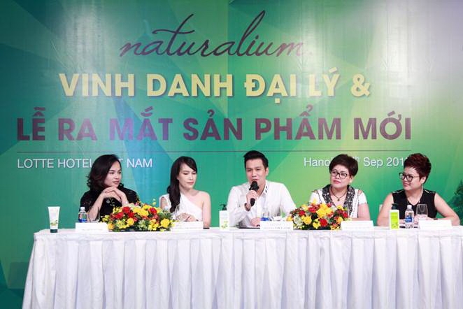 Diễn viên Việt Anh phát biểu cảm nhận về dòng sản phẩm của Naturalium