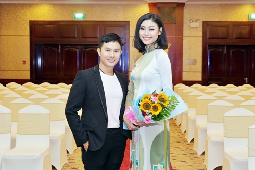 NTK Ngô Nhật Huy và Top 5 HHVN 2016 Đào Hà tại họp báo Hoa hậu Biển Việt Nam toàn cầu 2018