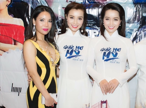Tân hoa hậu Maika Le chúc mừng chị em diễn viên Mai Thu Huyền, Mai Thu Trang là 2 diễn viên trong bộ phim Giấc mơ Mỹ