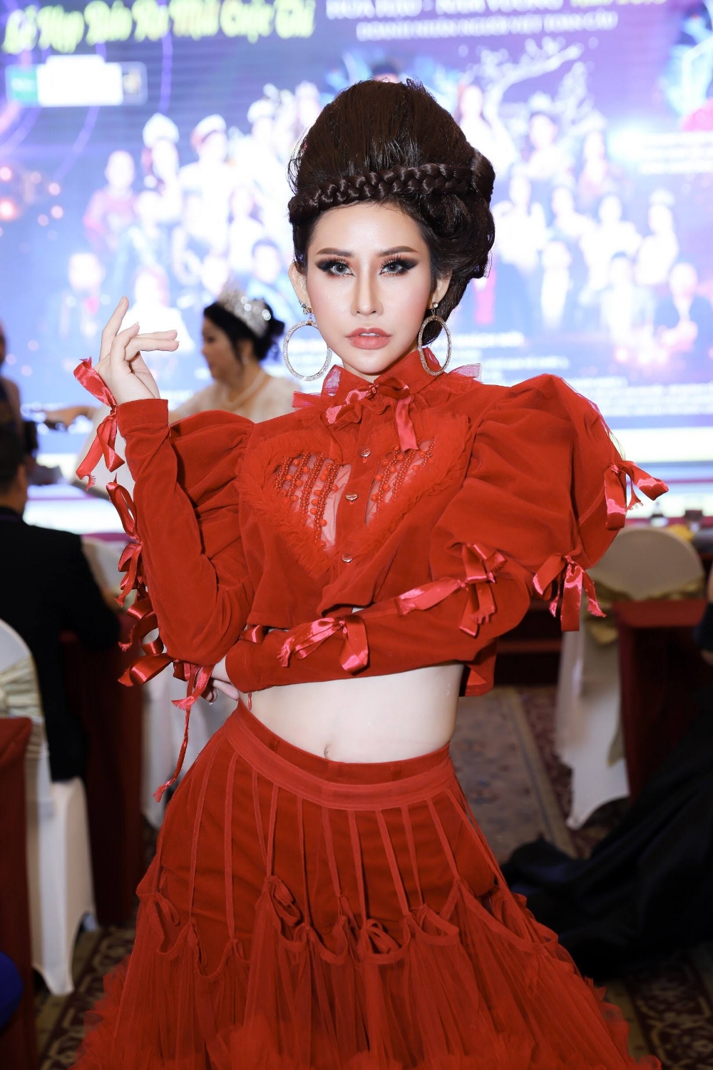 Hoa hậu Chi Nguyễn 14