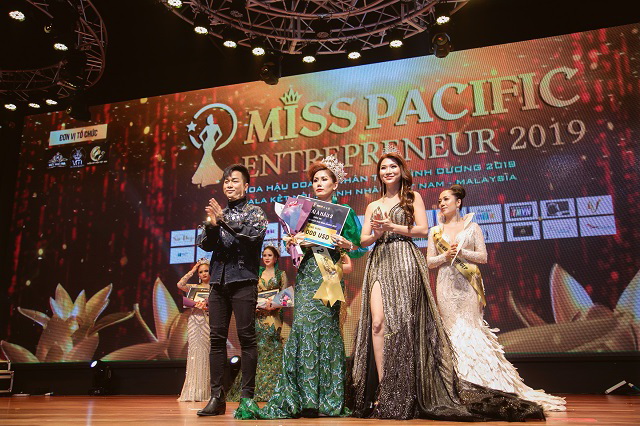 Miss Pacific 15