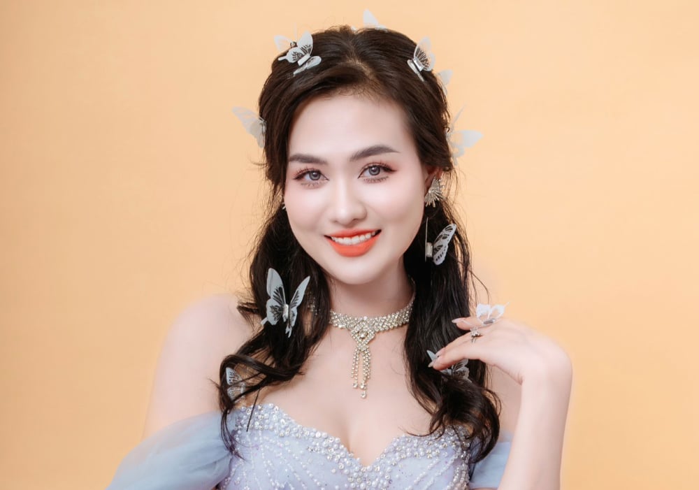 Mrs Earth Vietnam Vũ Thị Hoa